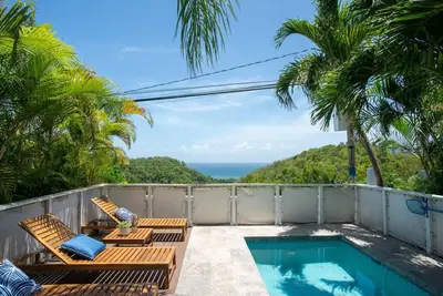 Image de Suite 4 at Road 413 with private swimming pool