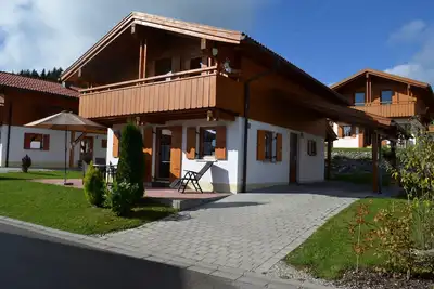 Image de Uncle Leo - detached house Swedish stove, balcony and terrace, W Lan, carport