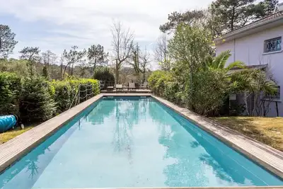 Image de 5 Min De Biarritz Sur Un Lac, Magnifique Villa, Lumineuse, Spacieuse Et Moderne