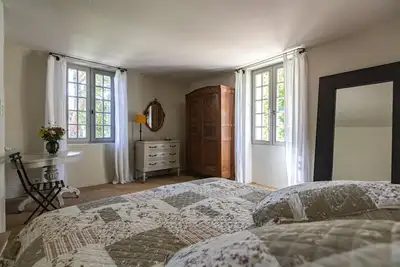 Safre Prieuré La Madelène : chambre d'hôtes en Provence au pied du Ventoux