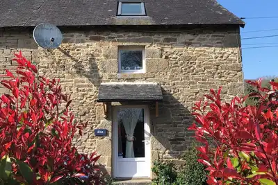 Image de Elsa cottage - gite charmante avec piscine partagée et jardin privé