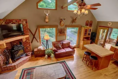 Image de Wildwood Chalet -Raystown Lake Vacation Rentals, Aunt Susie's