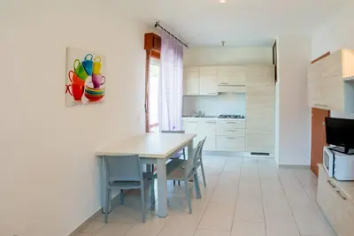 Image de Cond. Perla apartment with one sleeping room situated only two steps from the central street