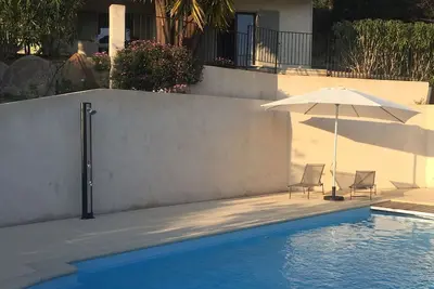 Image de Superbe Rez De Jardin Dans Villa SÉMAPHORE  3 * rénové, piscine et espace Yoga