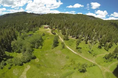 Image de Secluded Cabin On 65 Acres Surrounded By National Forest Close To Helena