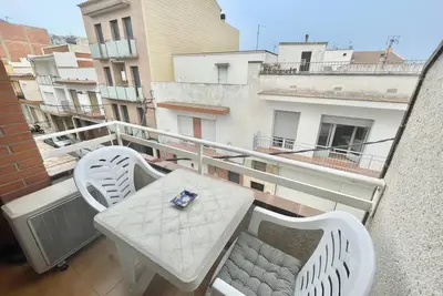 Image de Rc. Appartement au centre de Roses avec parking