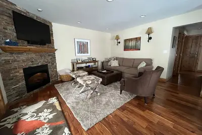 Image de Ski Getaway in East Vail, minutes from Vail Mountain, for long-term rentals