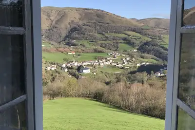 Image de petite maison basque entièrement rénovée et pleine de charme