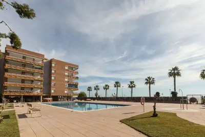 Image de Joli appartement pour 8 personnes avec piscine, Wifi, Tv, terrasse et parking