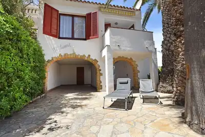 Magnifique maison de vacances pour 4 personnes avec Wifi, Tv, terrasse, vue panoramique et parking