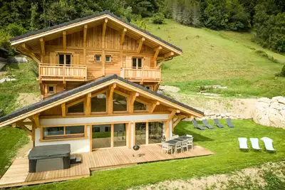 Image de Chalet standing 2-14 personnes, moderne Jaccuzzi, Sauna et Home Cinema
