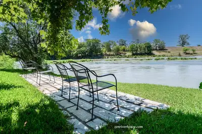 Image de The RiverHouse Pet Friendly Zen River Retreat