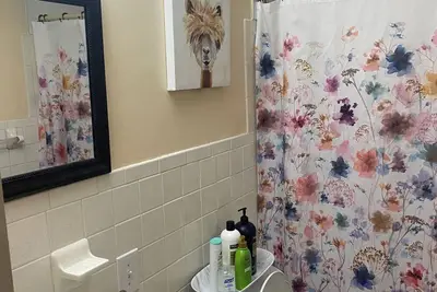 Image de Your Home Away from Home - Extended Stay Discounts!