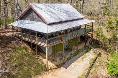 Image de Angler's Ridge Log Cabin - Authentic Log Cabin