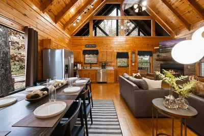 Image de Dolly's Lookout - 5 Star Cabin - Best Mountain Views - 5 Star Location