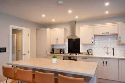 Image de Flat D - Hereford House - Stunning 2 bedroom 2 bathroom top floor apartment