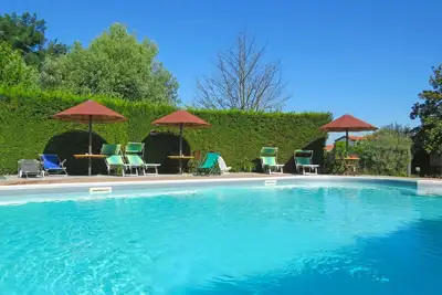 Image de Belle maison de vacances privée avec climatisation, piscine, Wifi, Tv, balcon et parking