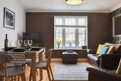 Image de 2 chambres à coucher à Whitby