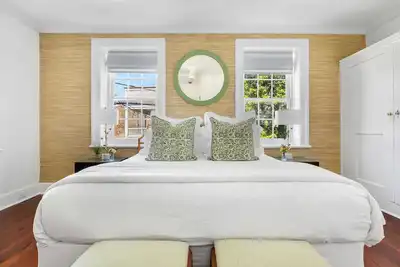 Image de Classic Home - 5✩ Location - Historic District