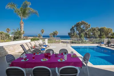 Image de Villa Mesogi Seafront, Superbe V4 Fontline Protaras Villa