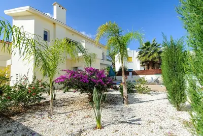 Image de Villa Dafnis Helios - Belle villa Protaras de 3 chambres avec piscine - Pres de Fig Tree Bay Beach
