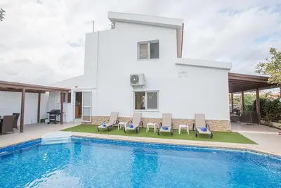 Image de Villa Kavo Sunshine - Belle villa Protaras de 3 chambres avec piscine privee - Pres de la plage