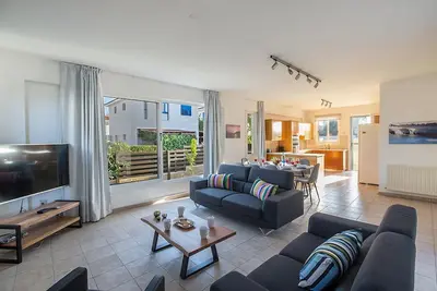 Image de Villa Ayia Triada, belle villa V5 avec piscine, proche de toutes les plages et des commodites