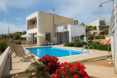 Villa Tavrou Enas - Superbe villa Latchi de 3 chambres avec piscine avec vue panoramique