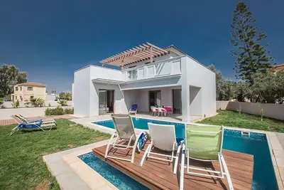 Image de Villa Petreris Enas - Superbe villa Ayia Napa de 3 chambres avec piscine - À quelques pas de l'avenu
