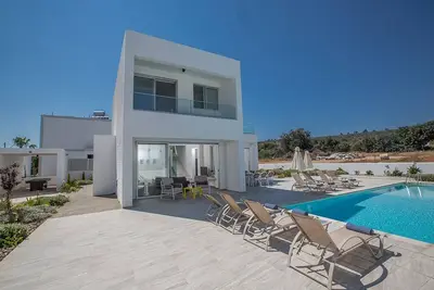 Image de Villa Ochosto Eos - Villa de luxe 5 chambres Protaras avec piscine privee - Pres de la plage