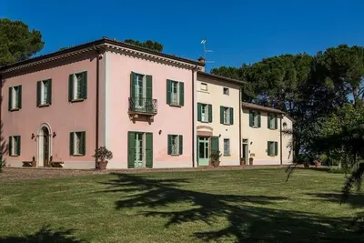 Image de Charming apartment \"Quintino\" in historical Villa Calanco on the hills of Dozza
