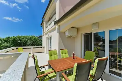 Image de 200 m from beach | modern apartment for 4-6 persons | air conditioning, WiFi, Bbq