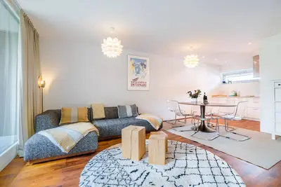 Image de Little Reuss, cozy apartment in central position