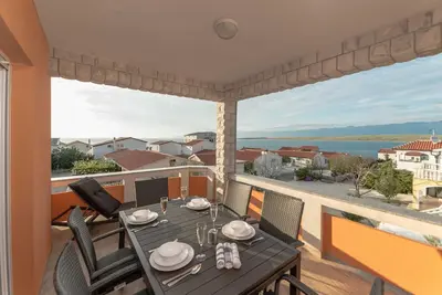 Image de Air-conditioned holiday apartment | 4-6 persons | 80 meters from sea