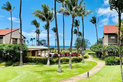 Image de Two Bedroom Deluxe Partial Ocean View Luana Kai Resort B207