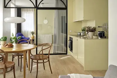 Superior One-Bedroom Apartment for 4