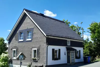 Image de Cozy child-friendly apartment with spacious terrace and view of the slopes