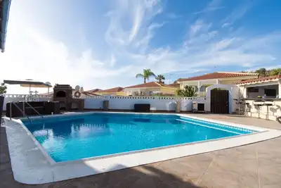 Image de Villa Sueno. Attractive 4 Bedroom Villa. Private Heated Pool. Callao Salvaje.
