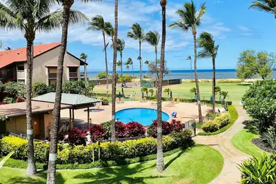 Image de Deluxe Two Bedroom Ocean View Luana Kai Resort B311