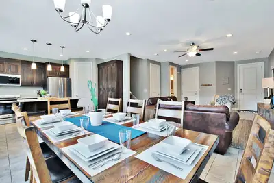 Image de Entrada at Moab 619 | Townies | Pool/Spa | Garage | Same Day Booking