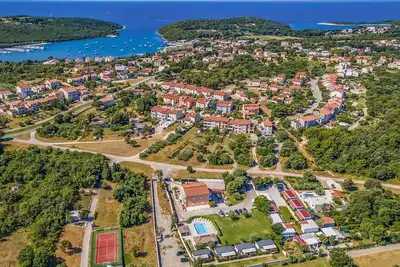 Image de Confortable appartement dans une maison de vacances avec piscine, Wifi, climatisation, Tv, terrasse