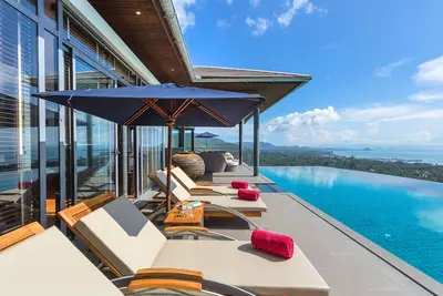 Image de Contemporary 6br Hillside Villa | Nathon