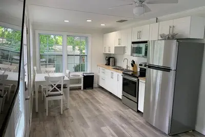 Image de Cozy 1 Bedroom apartment unit #2