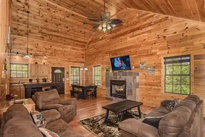 Image de A Whole New World: Views*Pets*HotTub*Wifi*Theater*Games