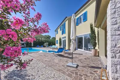 Image de Maison de vacances Zminj pour 1 - 14 personnes avec 6 chambres à coucher - Maison de vacances