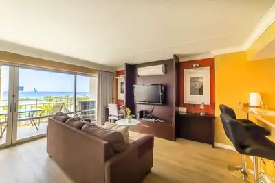 Image de Ilikai Ocean View Studio! \nNO Resort Fees & Free Wifi, \nFull Kitchen, Sleeps 4