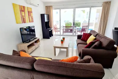 Sunny View - Villa 4 chambres avec piscine privée, Wifi Gratuit