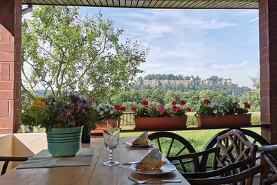 Image de Vue de la forteresse de vacances - chalet, douche, Wc, 1 chambre