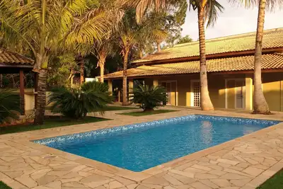 Image de Chácara / sítio, 5 Chambres, 20 personnes, barbecue, piscine et 120 personnes