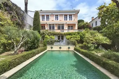 Image de Charmante villa piscine vue mer